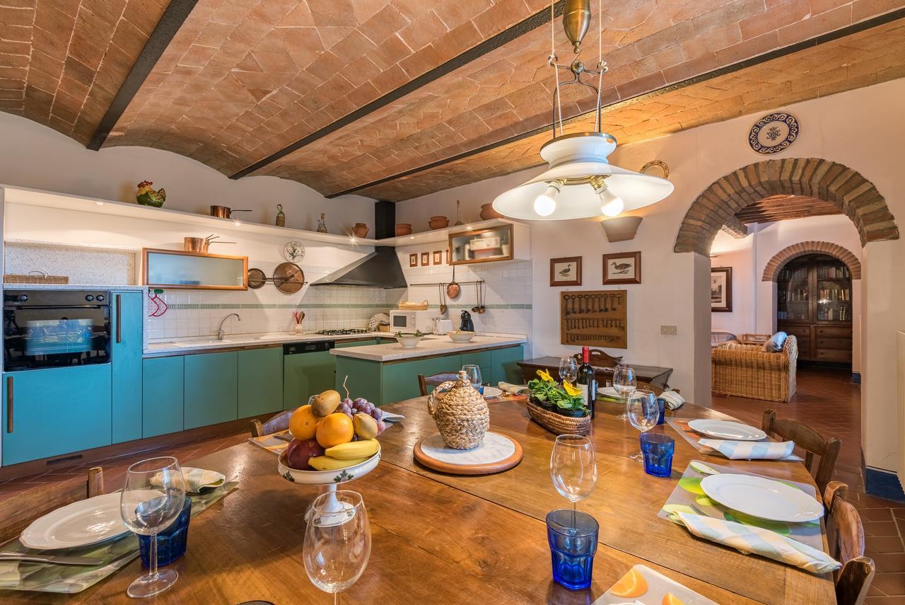 Podere I Casini Casole dʼElsa Esterno foto