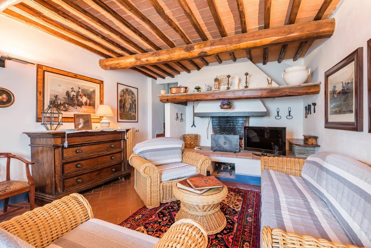 Podere I Casini Casole dʼElsa Esterno foto